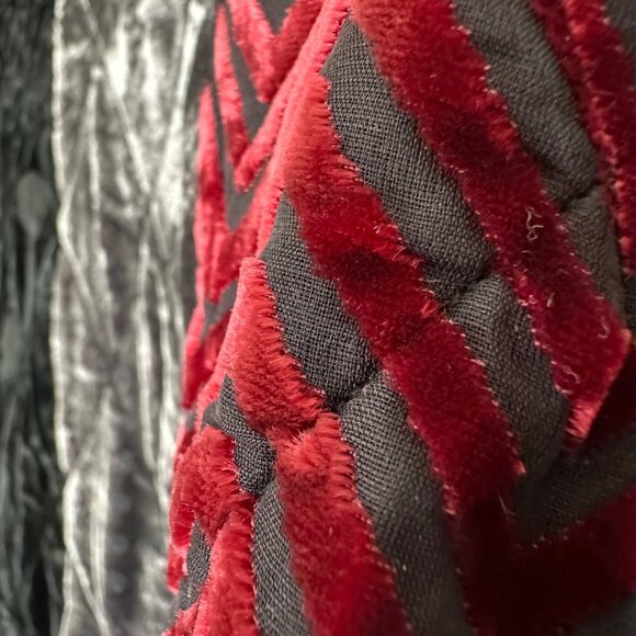 Vintage KOOS of Course! Patchwork Velvet Textured Jacket Silk Red Black Size Med - Picture 5 of 8